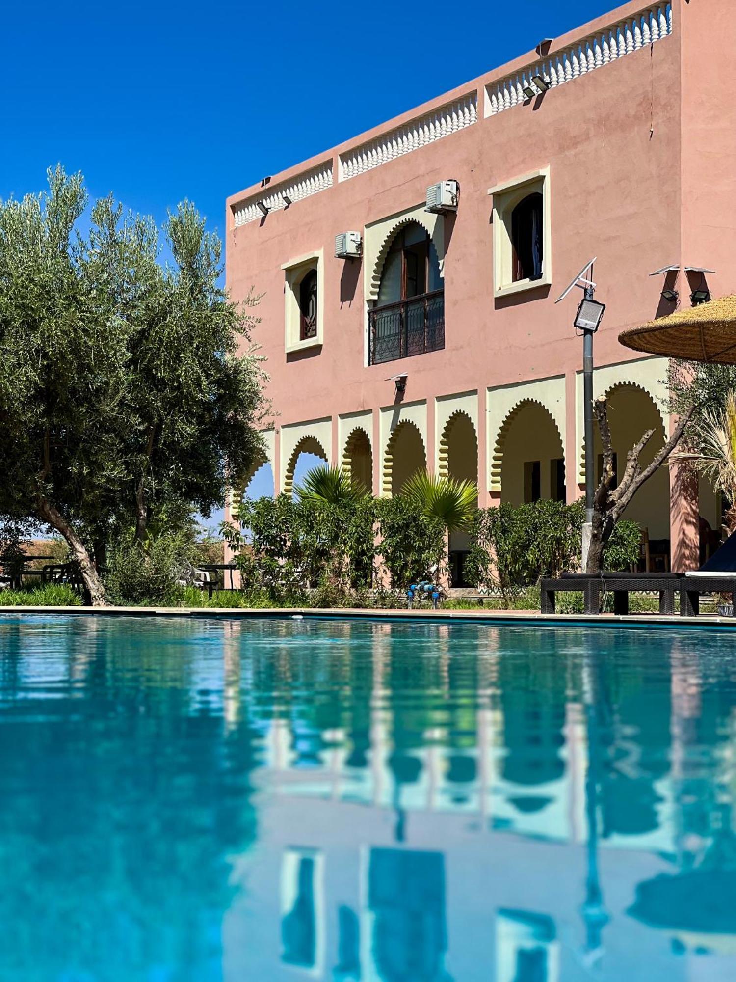 Guest House Qodwa Sidi Abdallah Ghiat エクステリア 写真