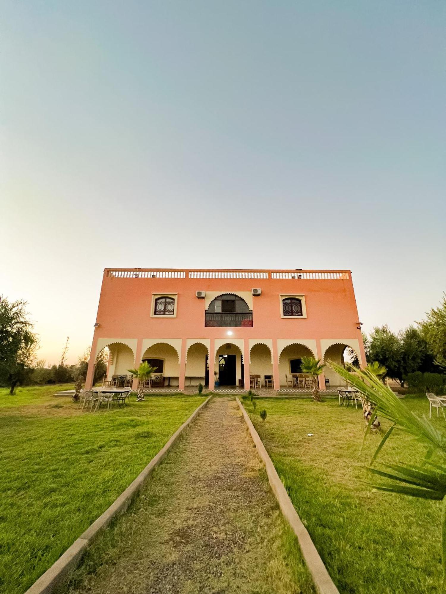 Guest House Qodwa Sidi Abdallah Ghiat エクステリア 写真