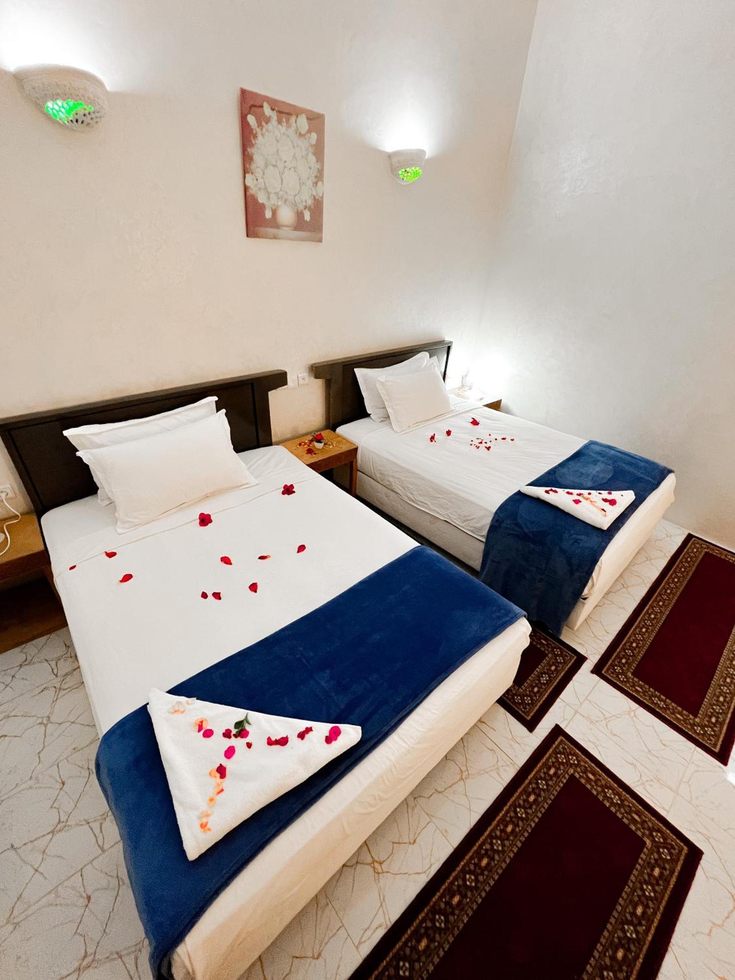 Guest House Qodwa Sidi Abdallah Ghiat エクステリア 写真