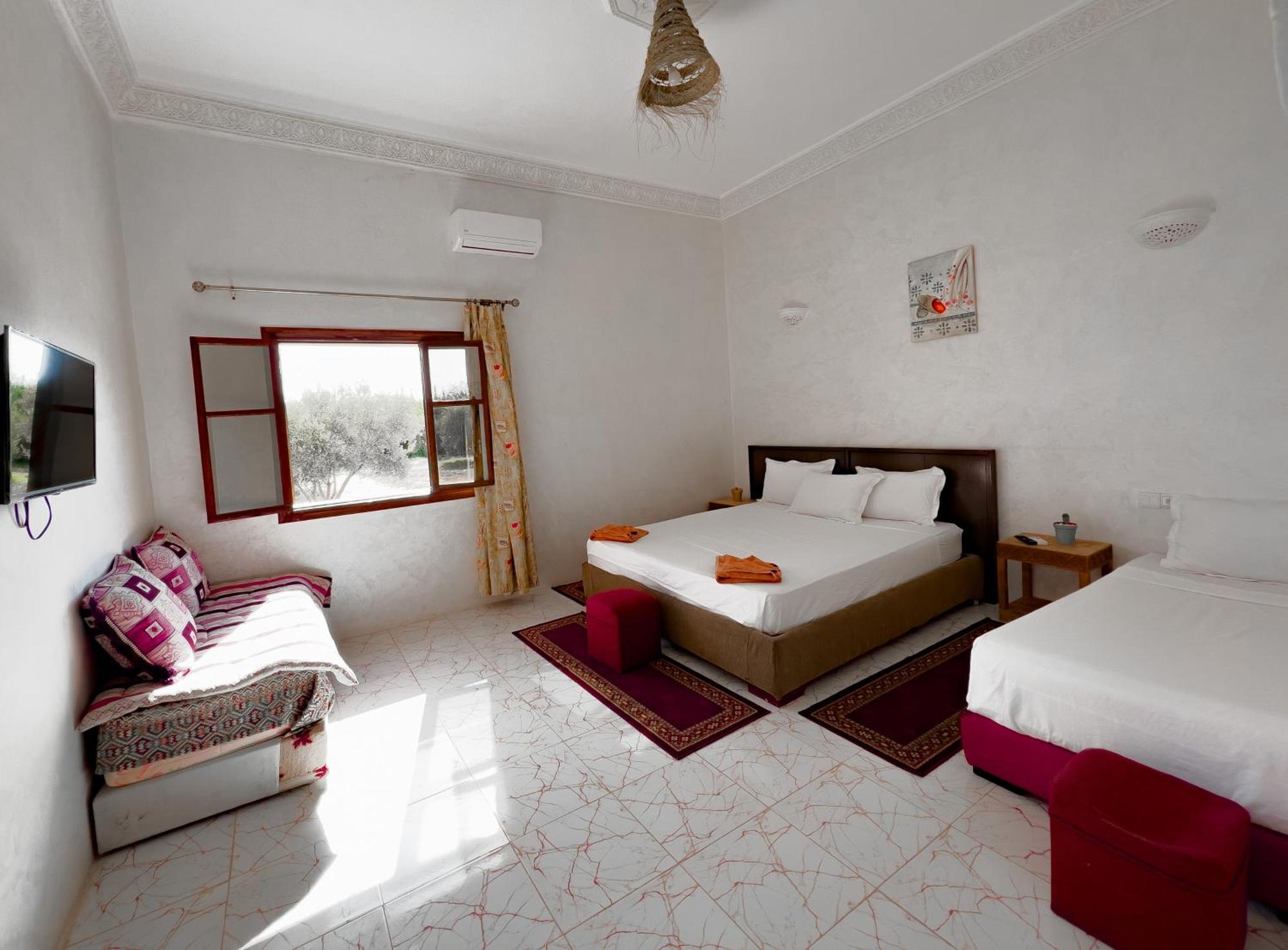 Guest House Qodwa Sidi Abdallah Ghiat エクステリア 写真